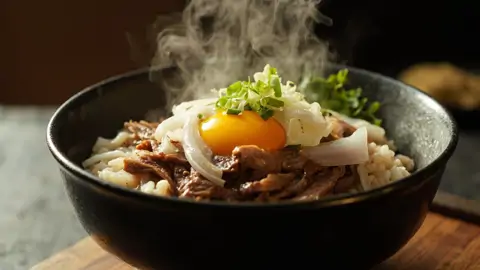 Gyudon (牛丼) - Tazón Japonés de Carne y Arroz